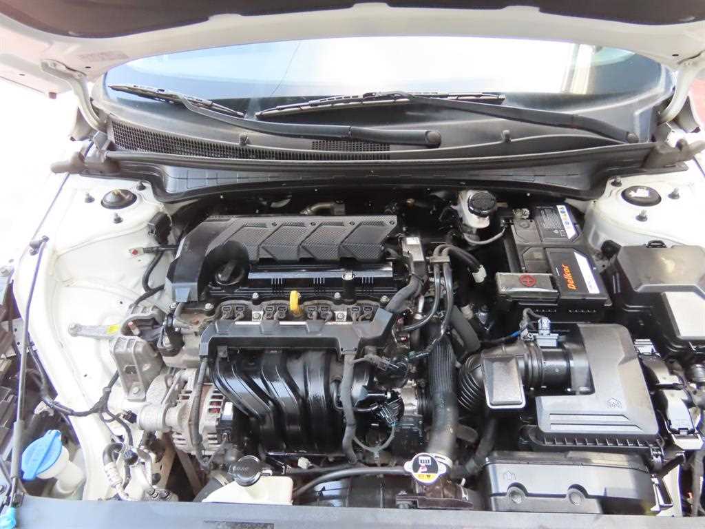 HYUNDAI Avante 2021 Blanco - Importación desde Corea - HF Imports Iquique - Foto 19