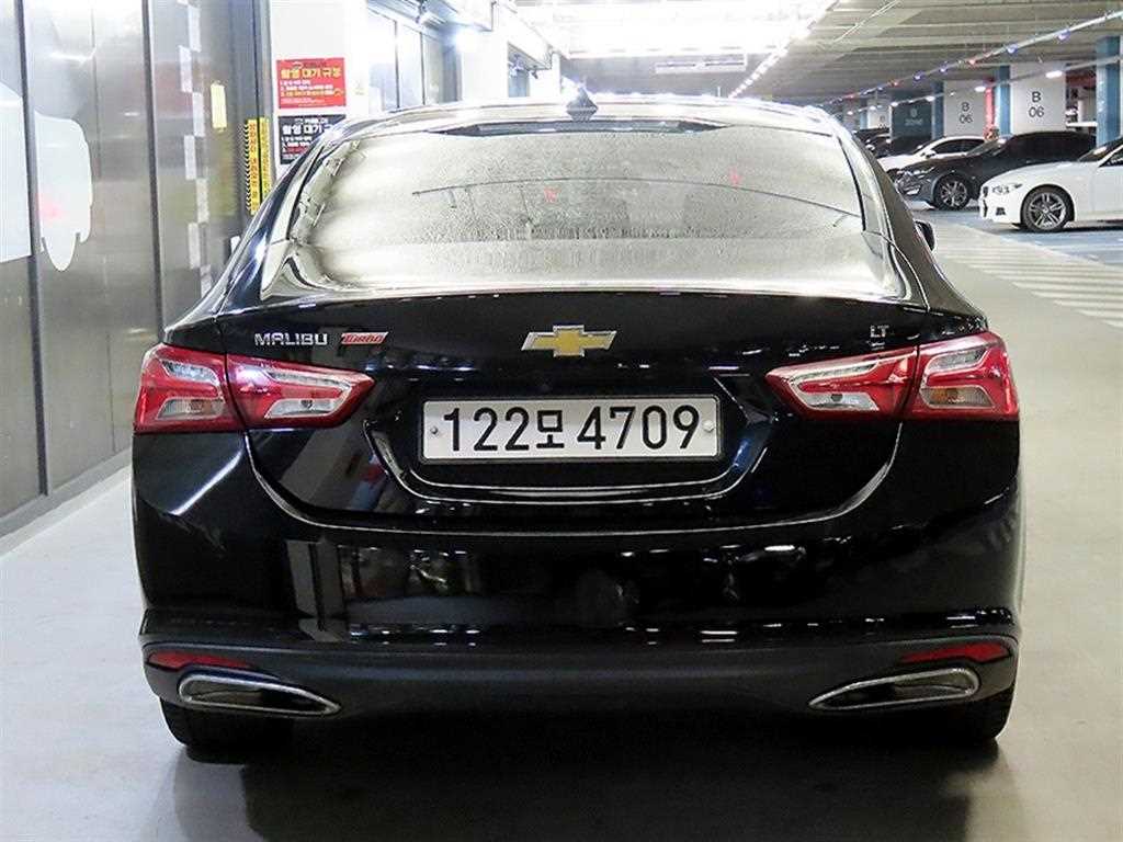 Chevrolet Malibu - Vista 5