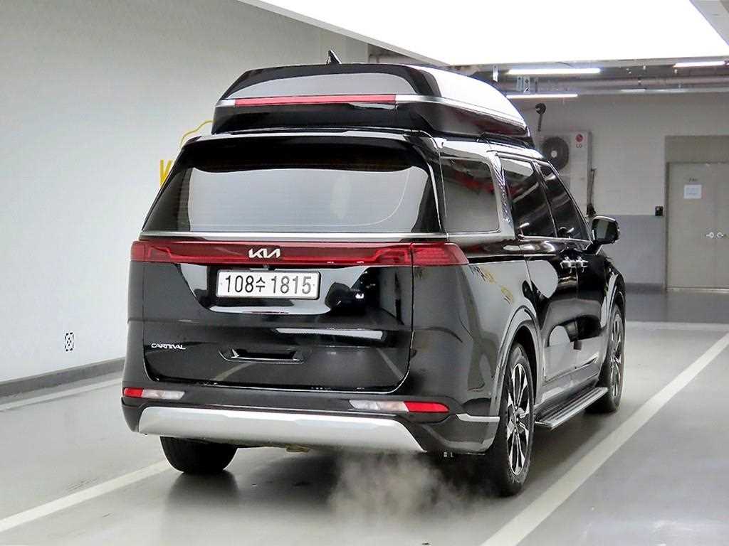 KIA Carnival - Vista 4