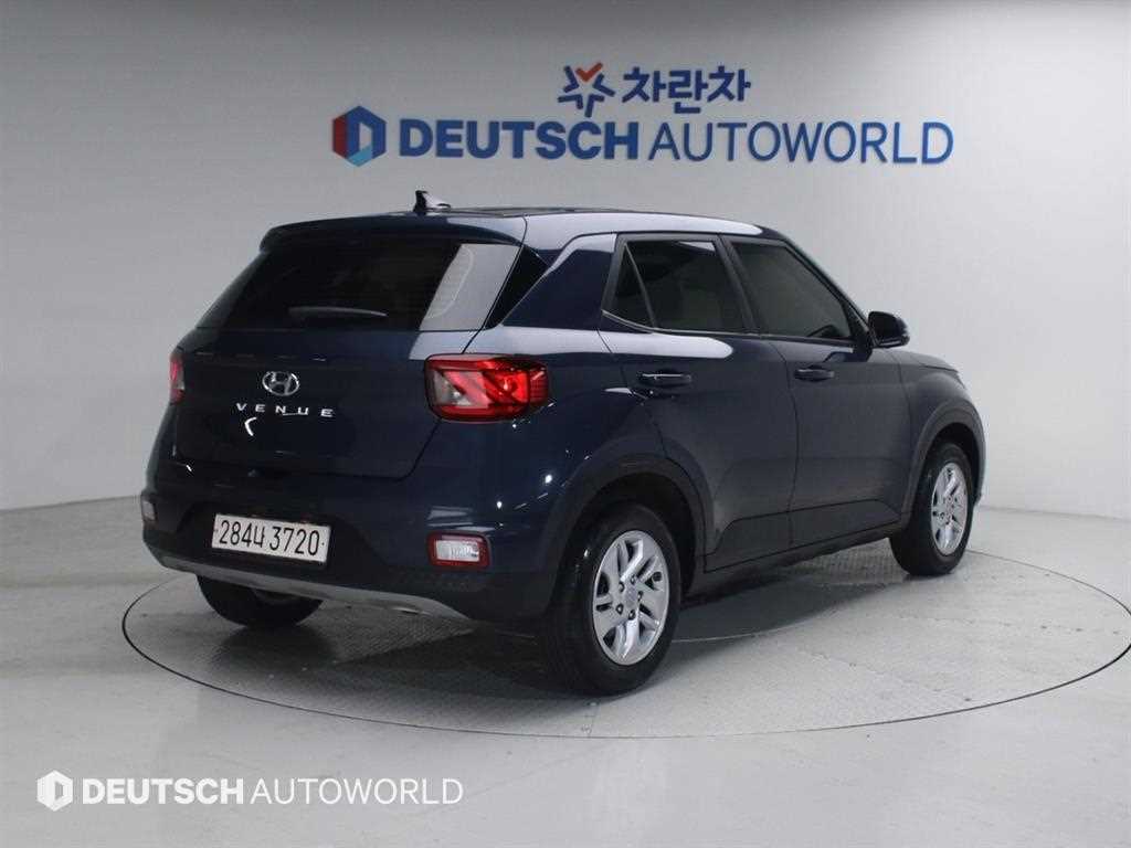HYUNDAI Venue - Vista 2