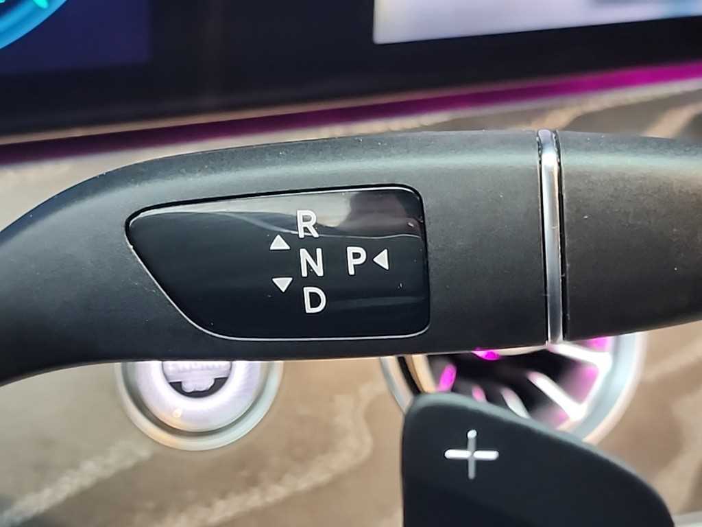 Mercedes Benz CLS Class - Vista 8