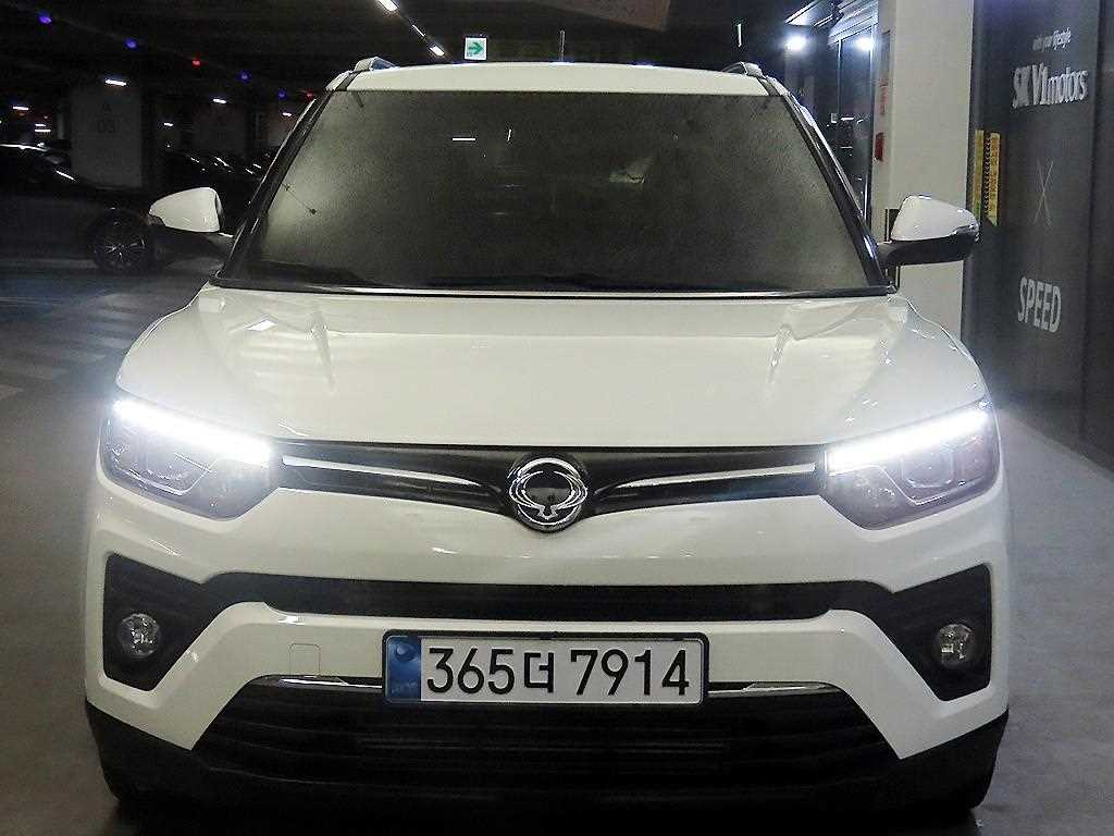 Ssangyong Tivoli - Vista 2