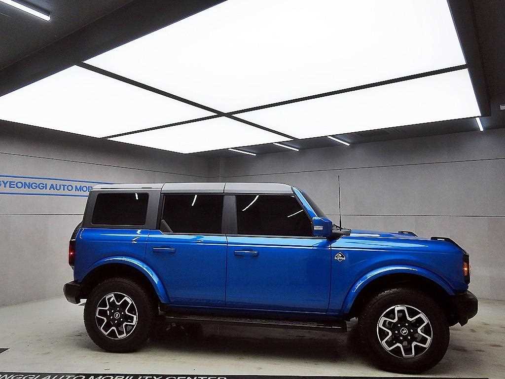 Ford Bronco - Vista 2