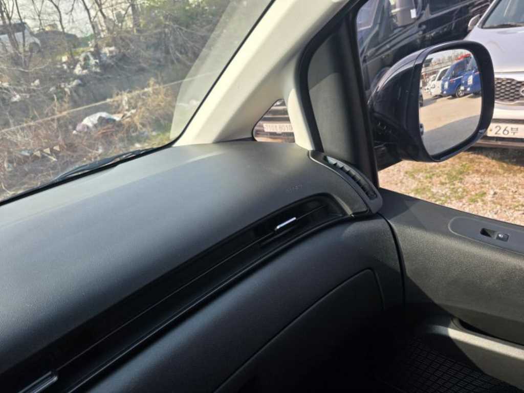 HYUNDAI Staria 2022 Negro - Importación desde Corea - HF Imports Iquique - Foto 18