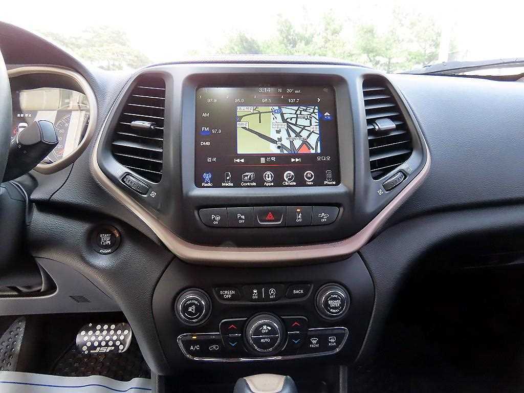 Jeep Cherokee - Vista 12