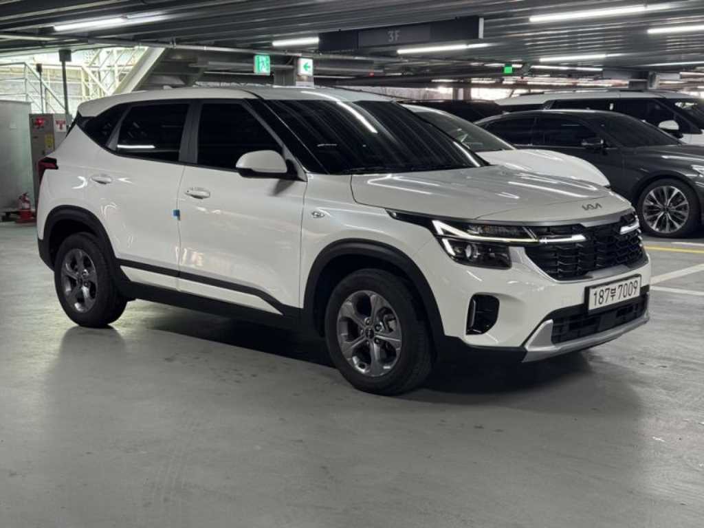 KIA Seltos - Vista 3