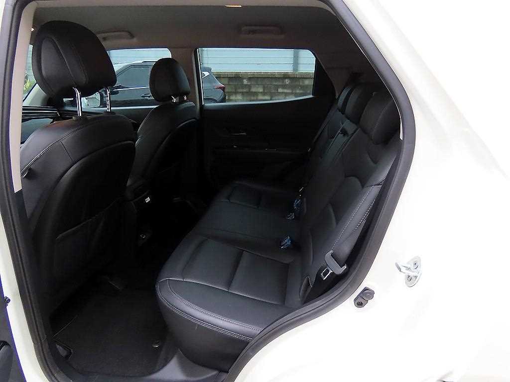 Ssangyong Korando - Vista 6