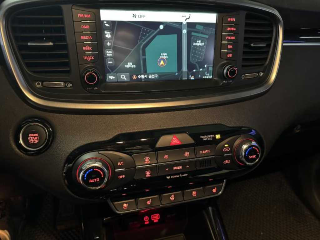 KIA Sorento - Vista 9