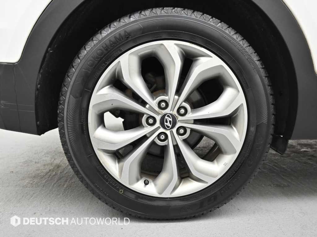 HYUNDAI Santa Fe - Vista 5