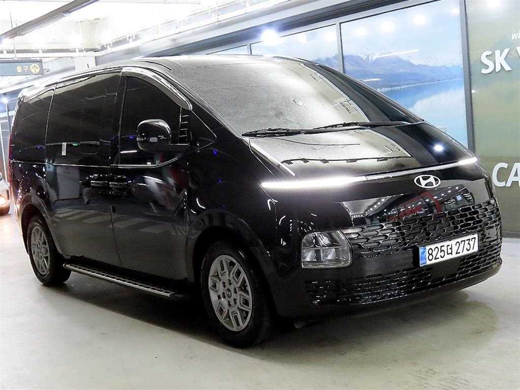 HYUNDAI Staria 2025 - Importación desde Corea - HF Imports Iquique - Foto 1