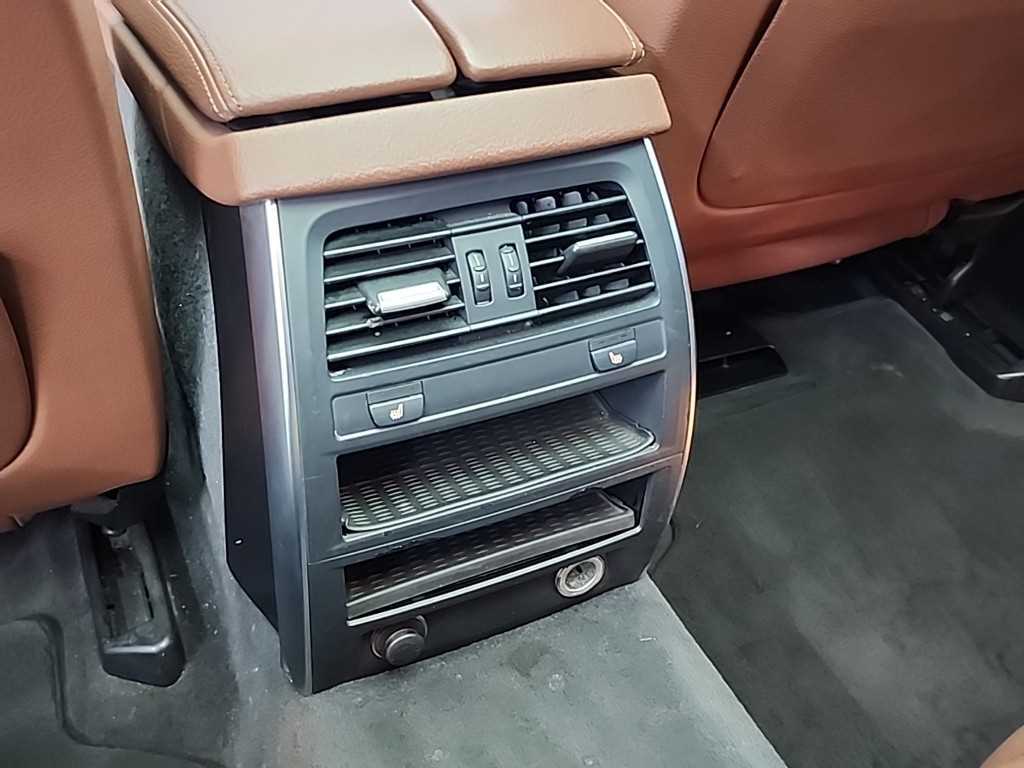 BMW Gran Turismo 2013 Blanco - Importación desde Corea - HF Imports Iquique - Foto 13