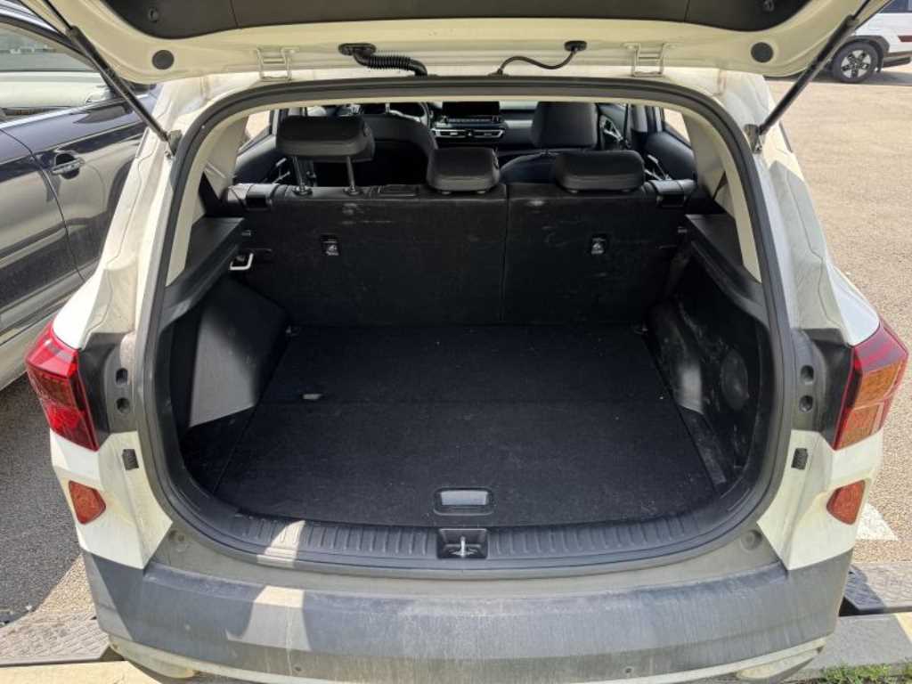 KIA Seltos - Vista 5