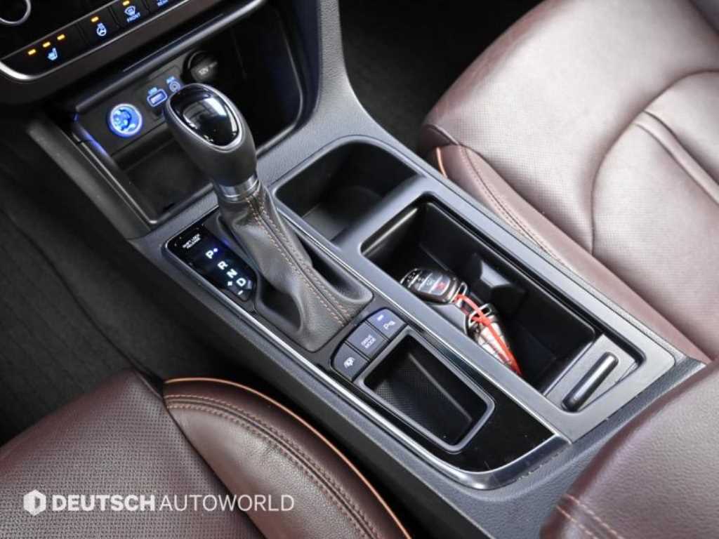 HYUNDAI Sonata - Vista 9