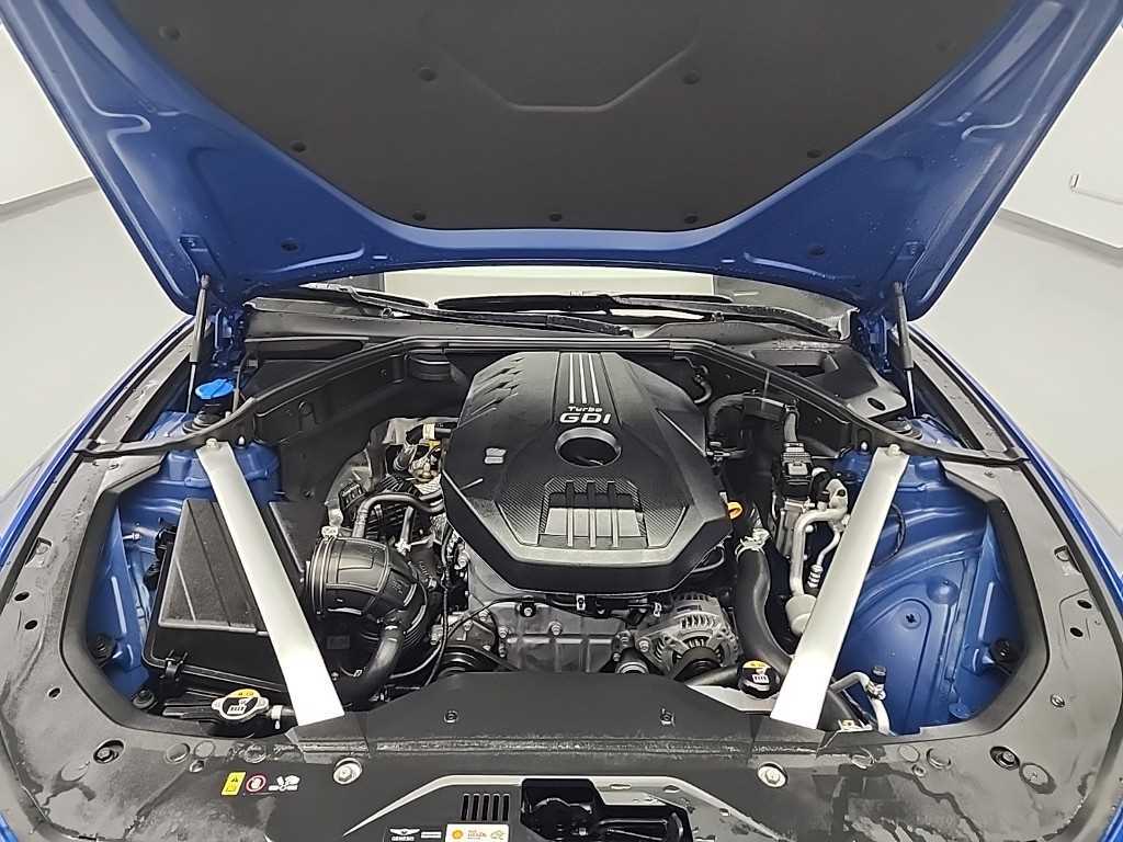 Genesis G70 - Vista 5