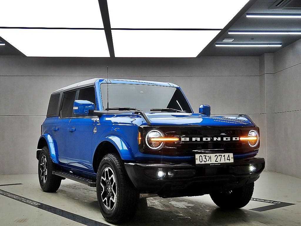 Ford Bronco 2024 Azul - Importación desde Corea - HF Imports Iquique - Foto 1