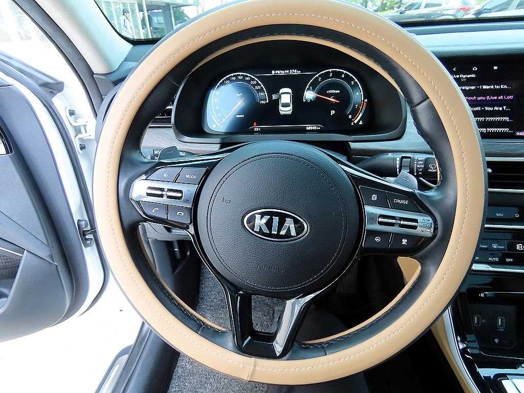 KIA K7 - Vista 8