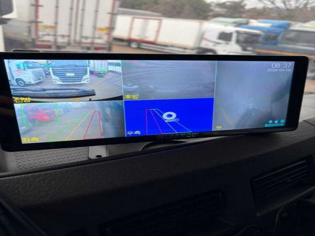 medium and large cargo truck - Vista 8