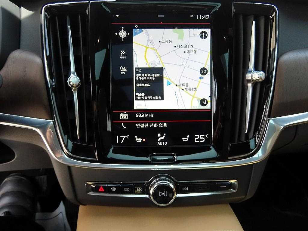 Volvo S90 - Vista 12