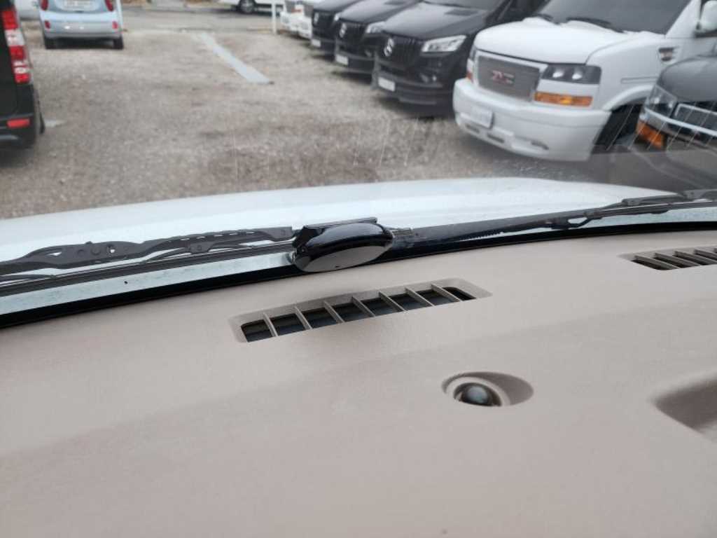 Chevrolet Express van 2015 Blanco - Importación desde Corea - HF Imports Iquique - Foto 18