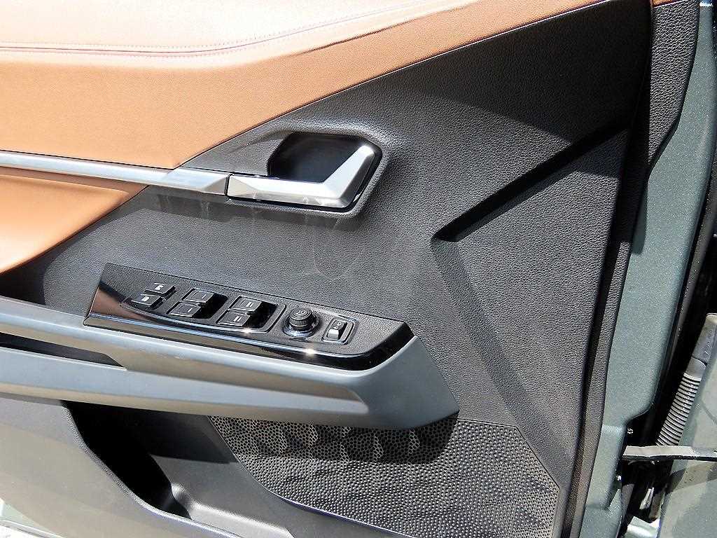 Ssangyong Torres - Vista 11