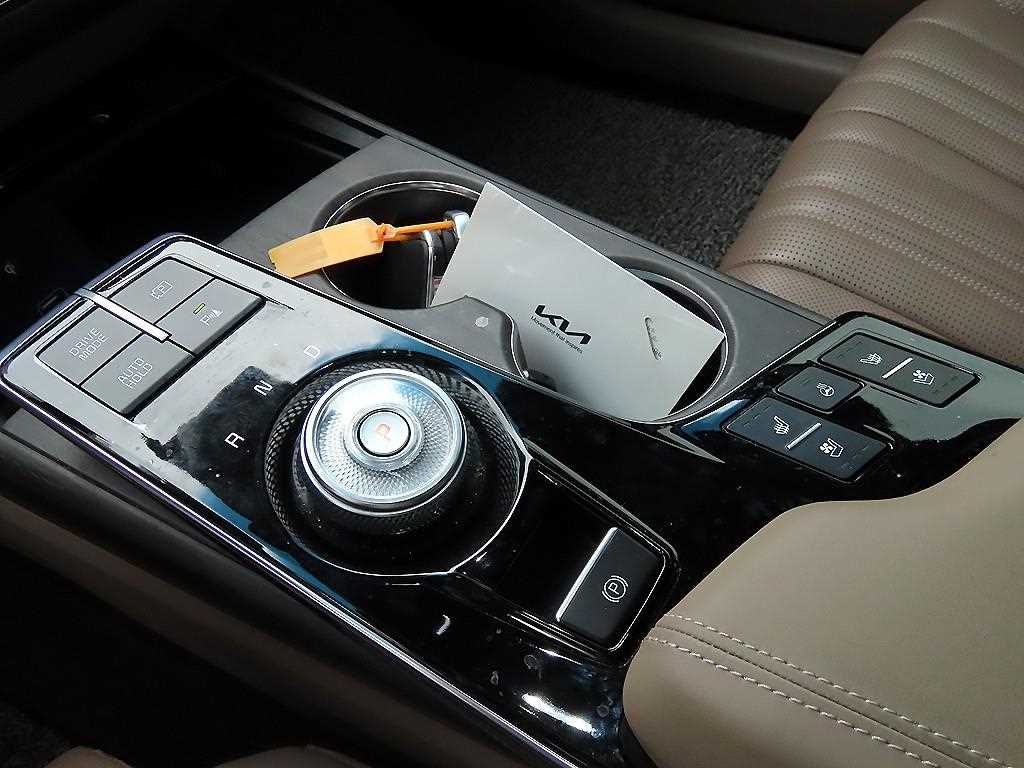 KIA K8 - Vista 11
