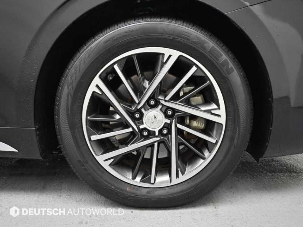 HYUNDAI Grandeur - Vista 5