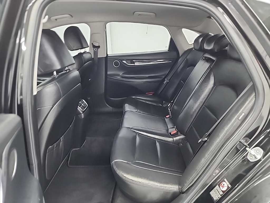 HYUNDAI Grandeur - Vista 12