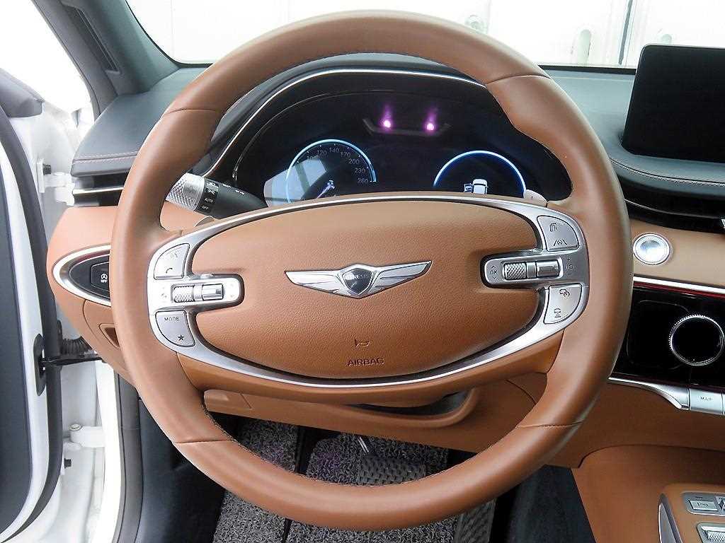 Genesis GV70 - Vista 10