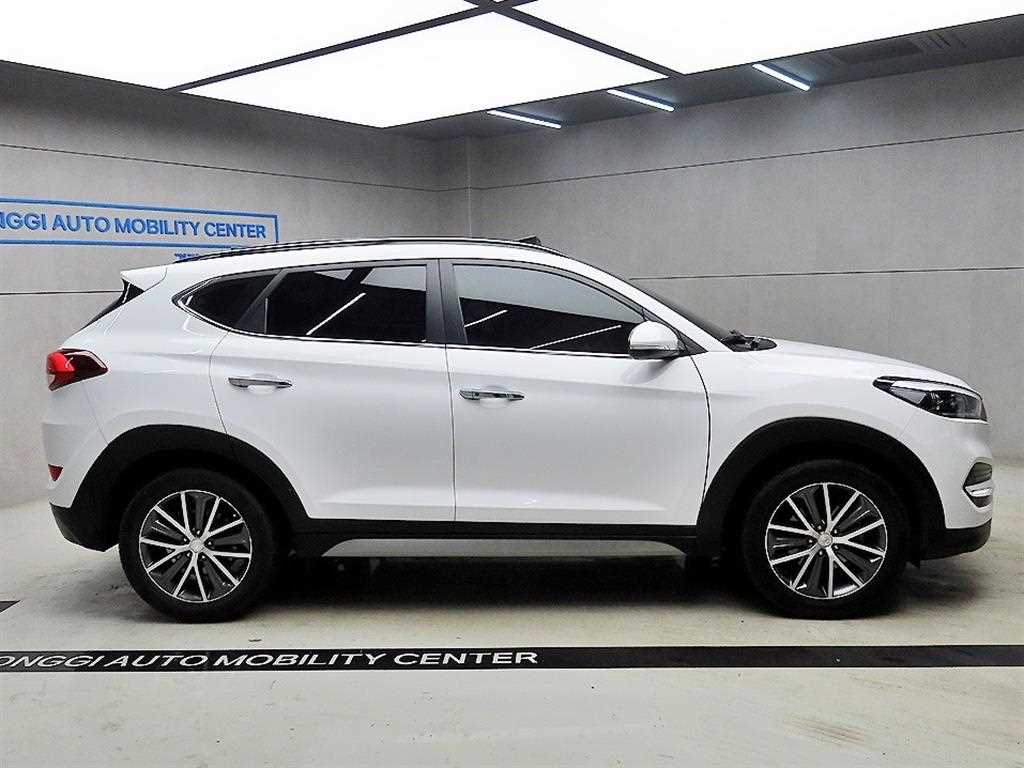 HYUNDAI Tucson - Vista 2