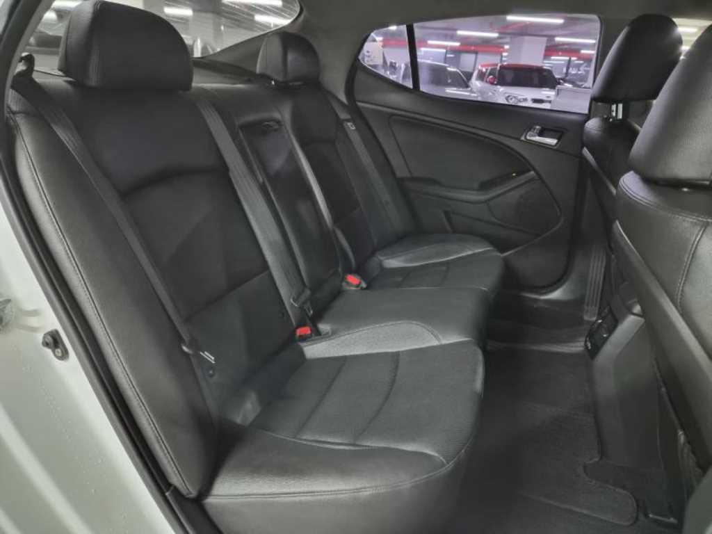 KIA K5 2015 Blanco - Importación desde Corea - HF Imports Iquique - Foto 17