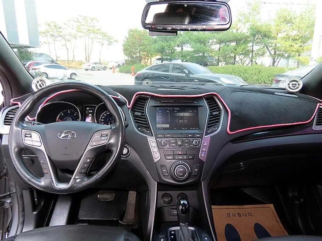 HYUNDAI Santa Fe - Vista 7