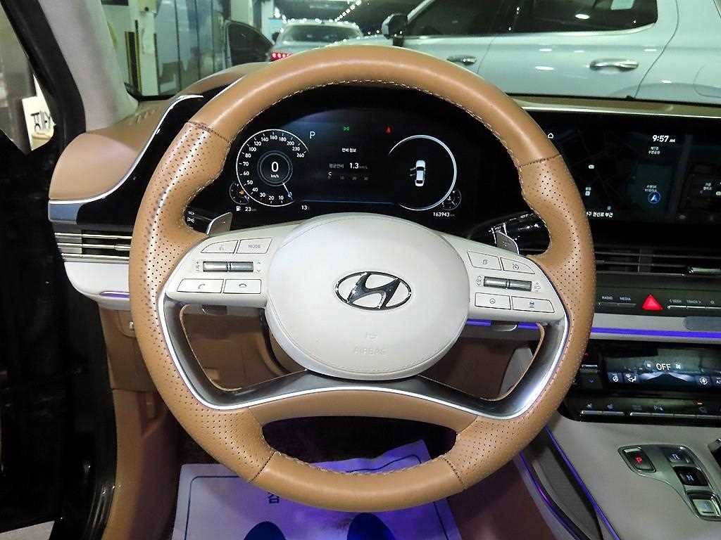 HYUNDAI Grandeur - Vista 8