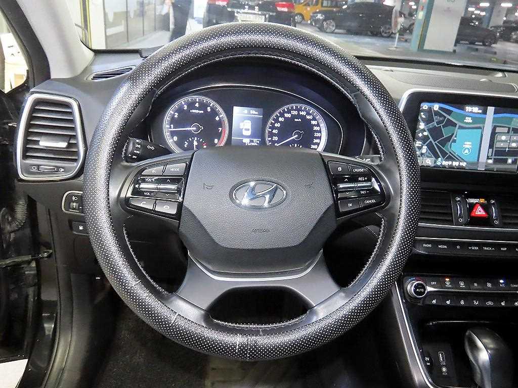 HYUNDAI Grandeur - Vista 8