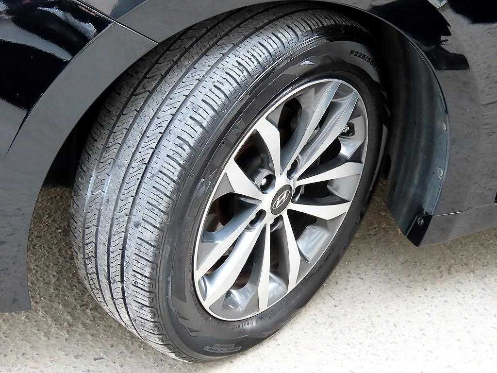 HYUNDAI Grandeur 2011 Negro - Importación desde Corea - HF Imports Iquique - Foto 19