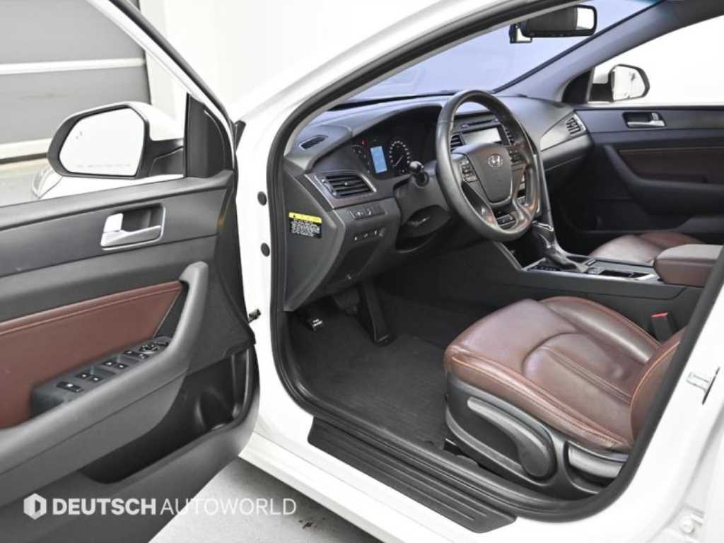 HYUNDAI Sonata - Vista 11