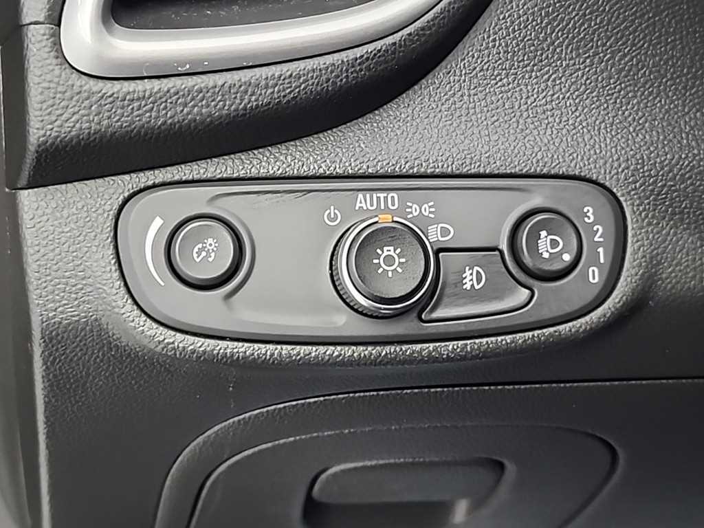 Chevrolet Trax 2019 Negro - Importación desde Corea - HF Imports Iquique - Foto 15