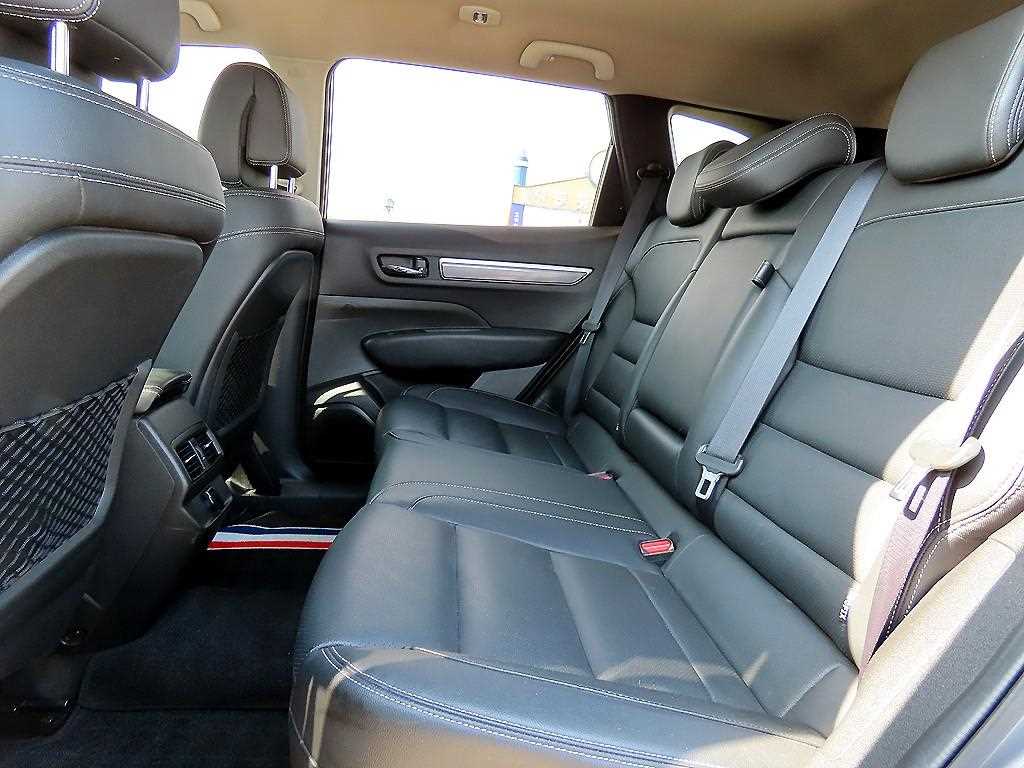 SAMSUNG QM6 - Vista 6