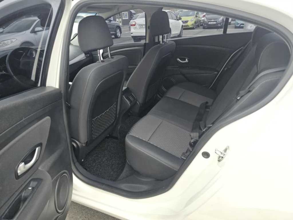 SAMSUNG SM3 - Vista 10