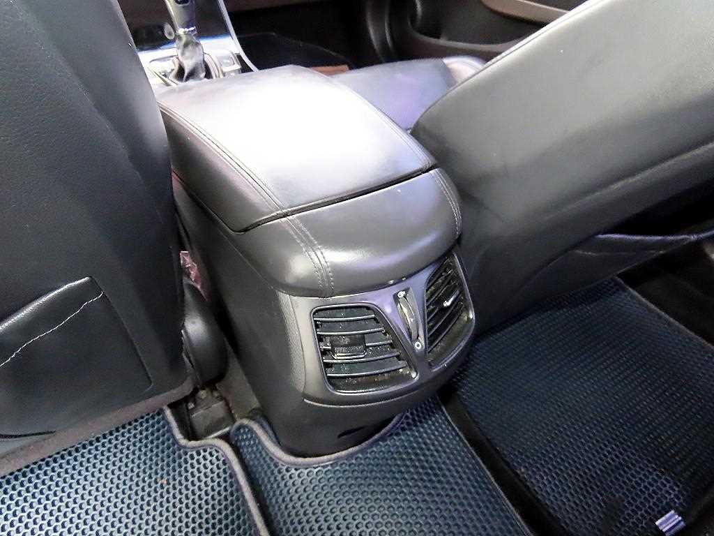 HYUNDAI Grandeur 2011 Negro - Importación desde Corea - HF Imports Iquique - Foto 17