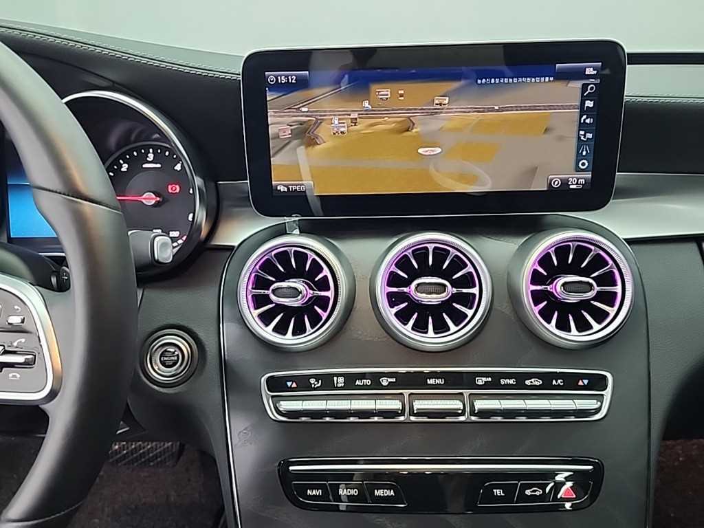 Mercedes Benz C Class - Vista 10