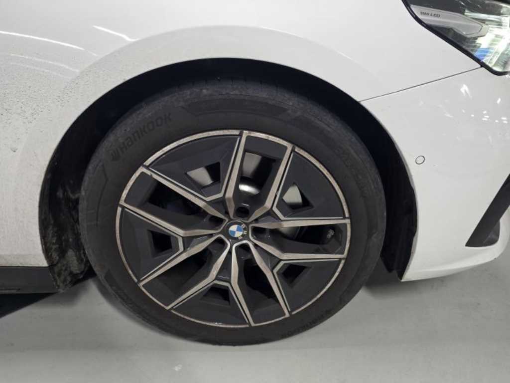 [BMW]5시리즈 (G60) 520i M 스포츠 - миниатюра 6