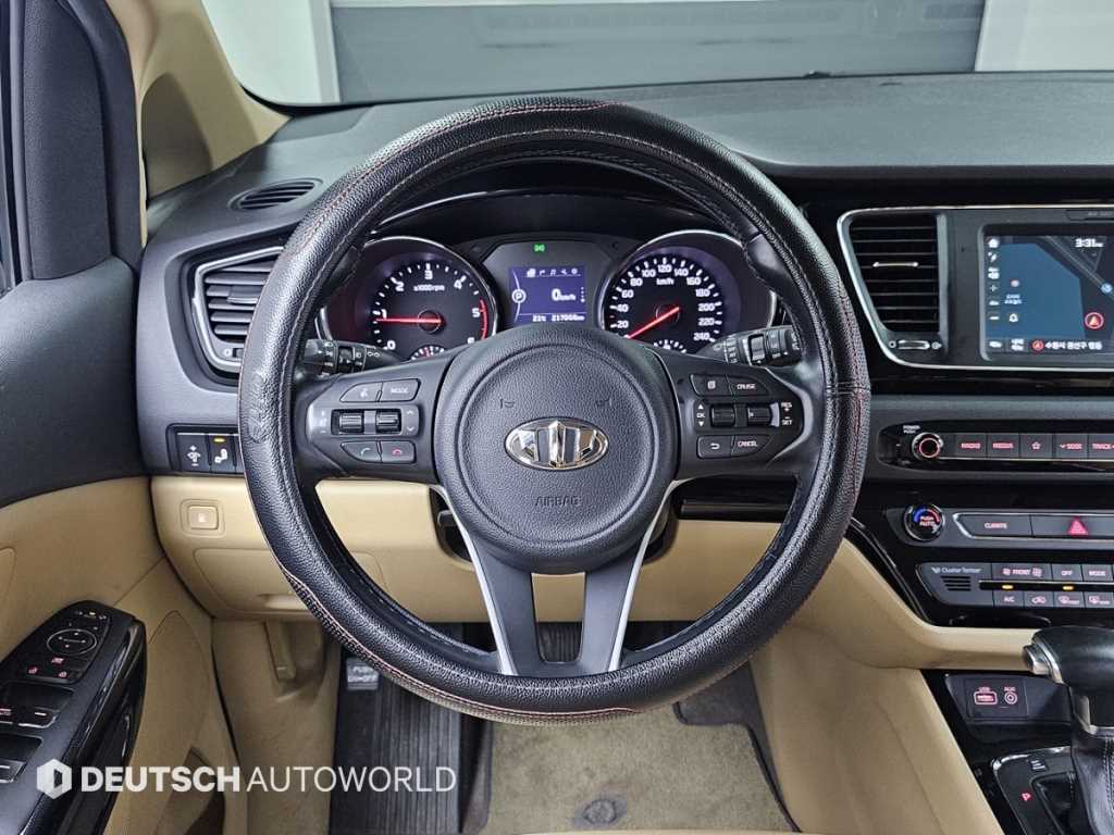 KIA Carnival 2018 - Importación desde Corea - HF Imports Iquique - Foto 13