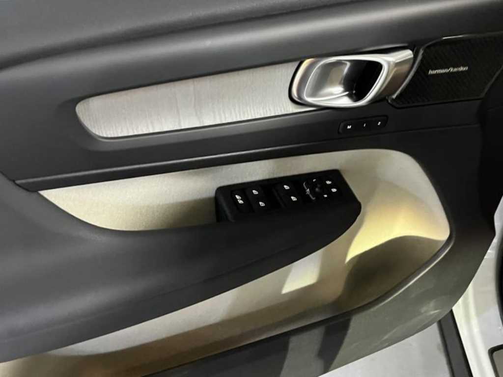 Volvo XC40 - Vista 12