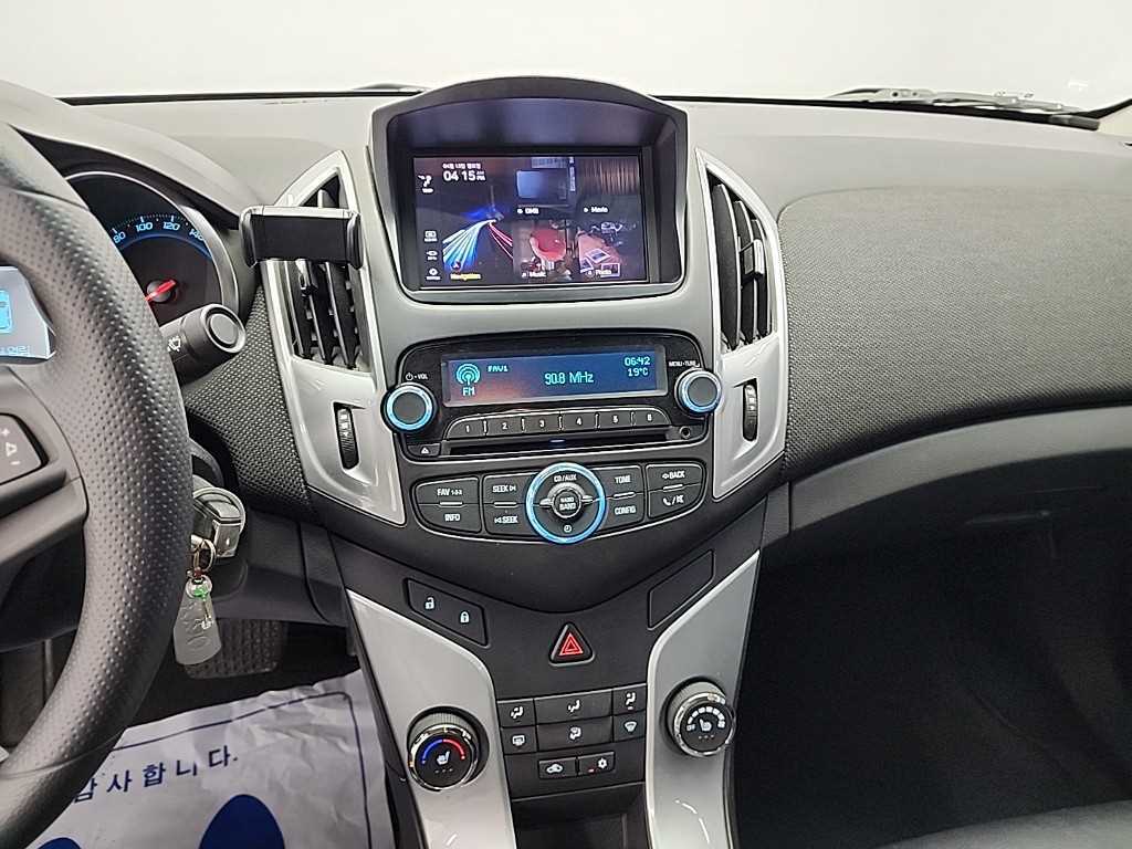 Chevrolet Cruise - Vista 10