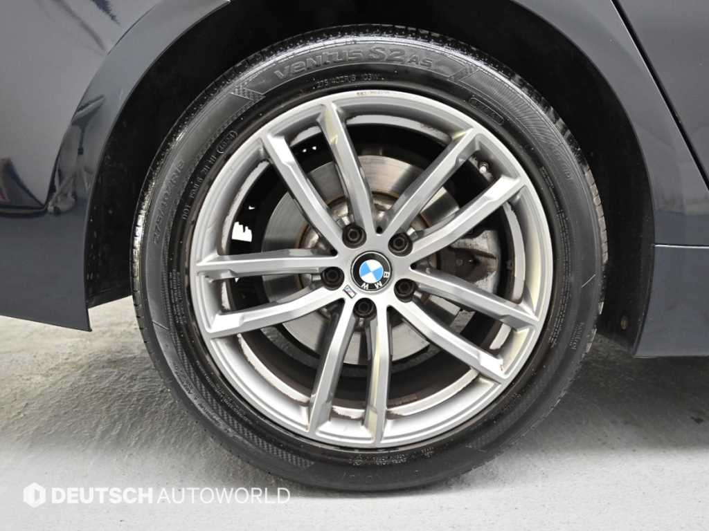 BMW 5 Series - Vista 5