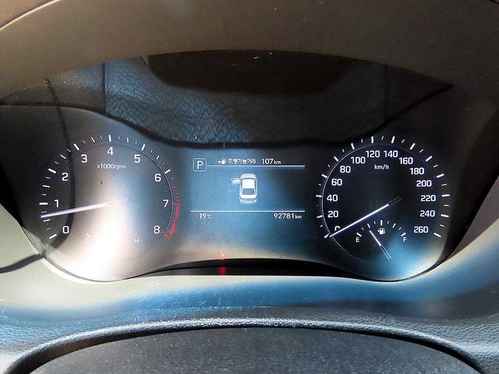Genesis G80 - Vista 9