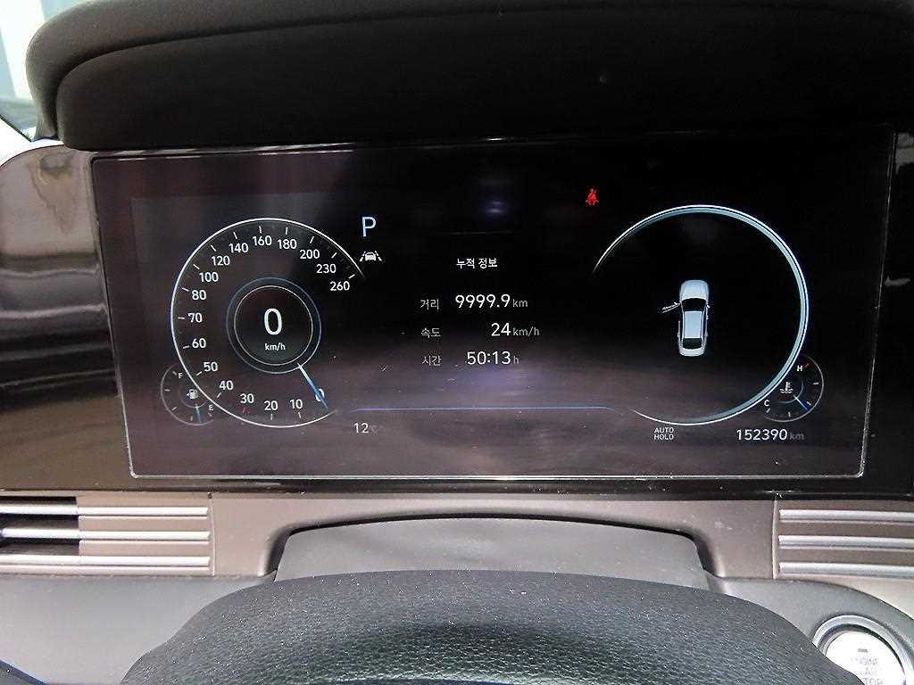 HYUNDAI Grandeur - Vista 9