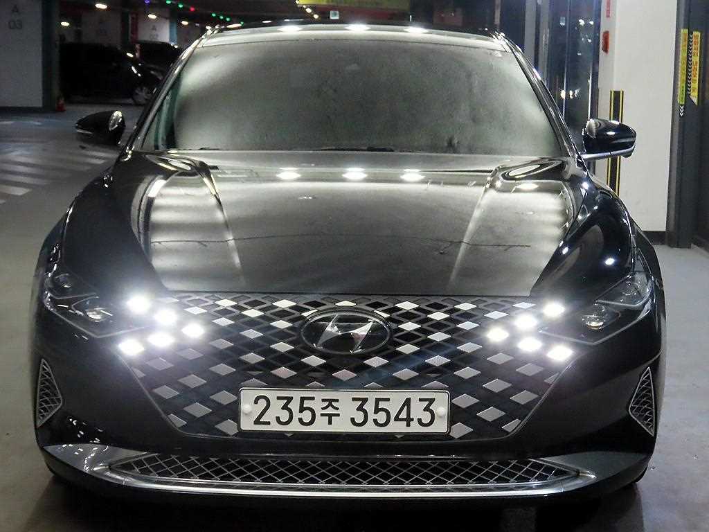 HYUNDAI Grandeur - Vista 2