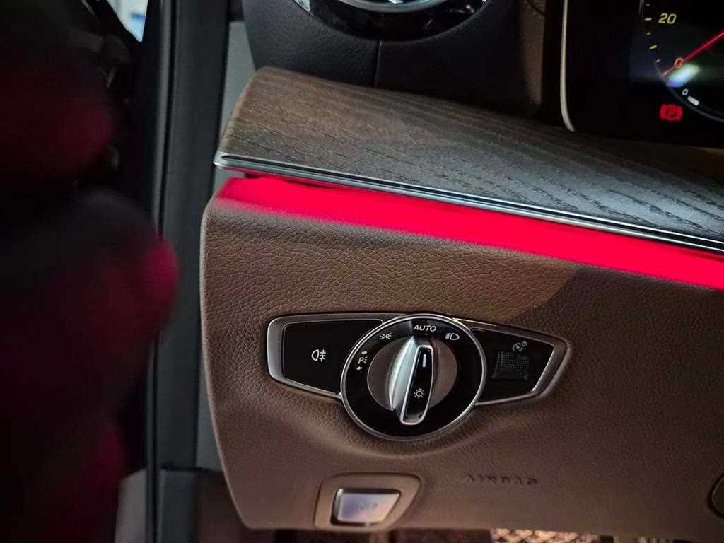 Mercedes Benz E class 2022 Negro - Importación desde Corea - HF Imports Iquique - Foto 13