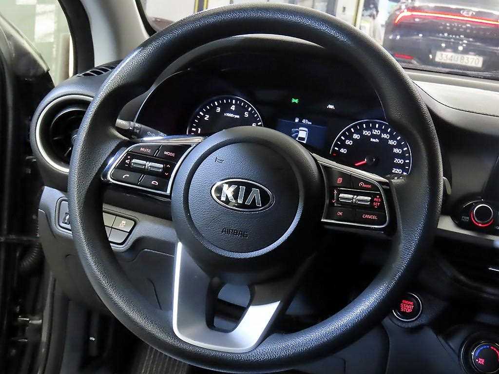 KIA K3 - Vista 8